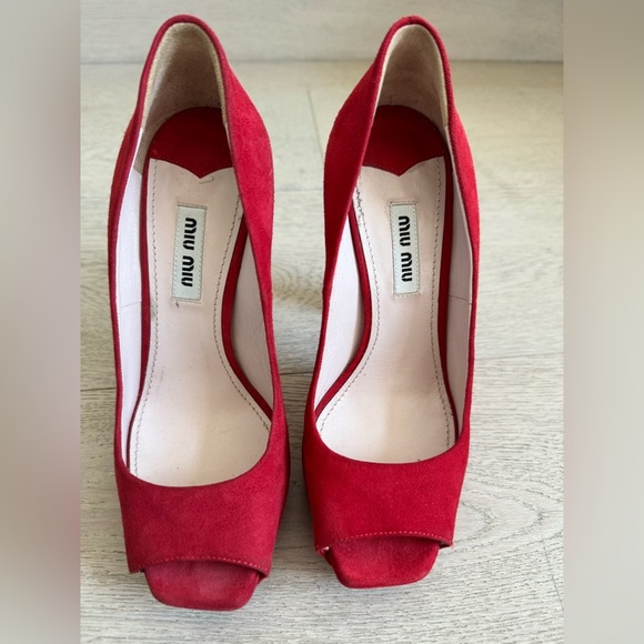 MIU MIU red suede peep toe crystal heels size 36 - Picture 3 of 12